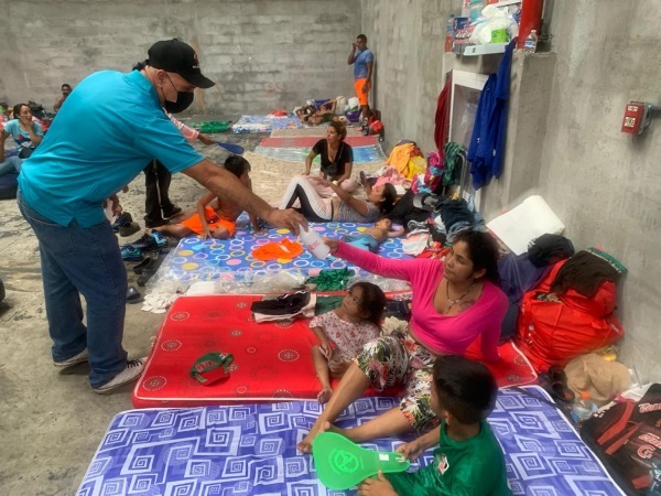 Promoción de la Salud orienta a migrantes de albergue temporal en la