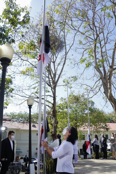 HOMENAJE 9
