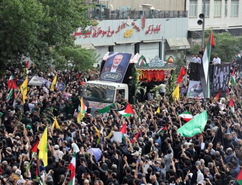 Miles de iraníes asisten al funeral del líder de Hamas con gritos de “muerte a Israel”