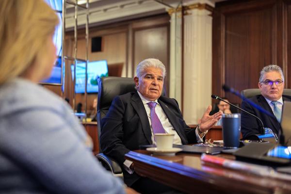 APRUEBAN PROYECTO DOCENTES 3