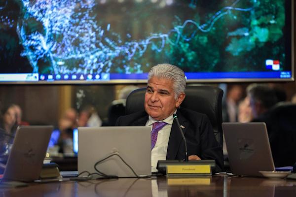 APRUEBAN PROYECTO DOCENTES 4