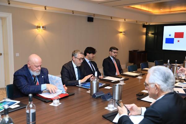 EMPRESAS ITALIANAS 7