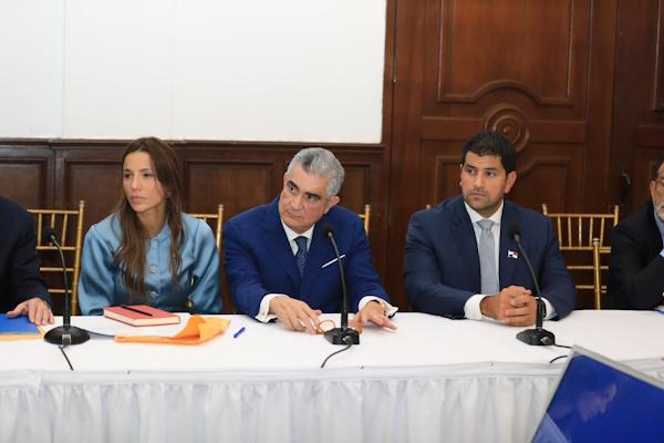 PRESIDENTE MULINO Y CONSEJO 8