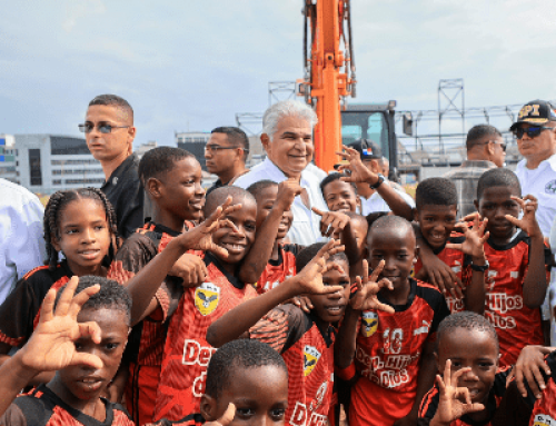 Presidente Mulino reactiva construcción del estadio Roberto Mariano Bula