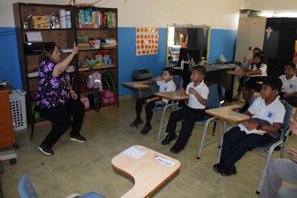 ESCUELA NACIONAL DE SORDOS IPHE 2