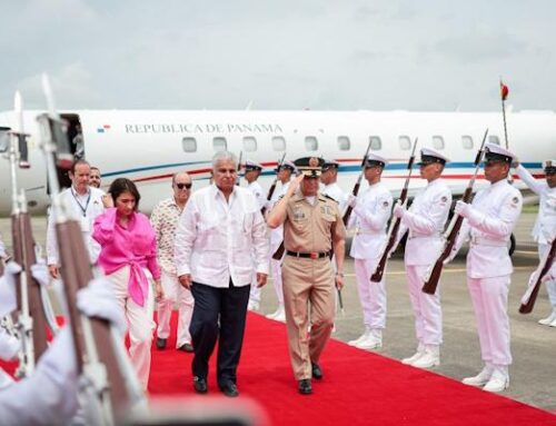 Presidente Mulino llegó a Montería, Colombia, para participar de cumbre de jefes de Estados del Caribe