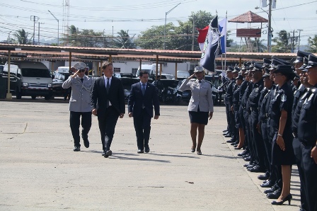 Más De 4 Mil Unidades De La PN De Panamá, Ascienden A Rango Superior ...
