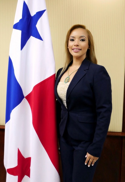 Maria Isabel Saravia