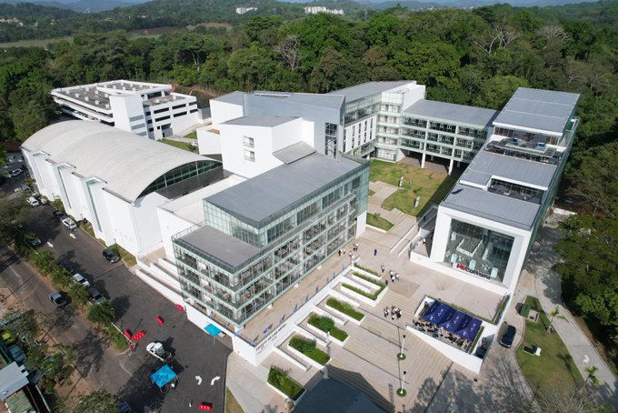INAUGURAN CIUDAD DE LAS ARTES 3