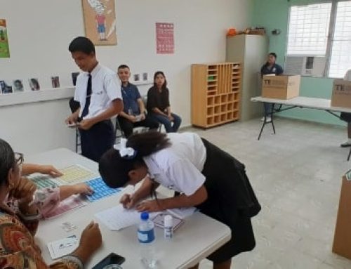 Estudiantes con mayoría de edad en Antón participan en simulacro de Elecciones Generales 2024