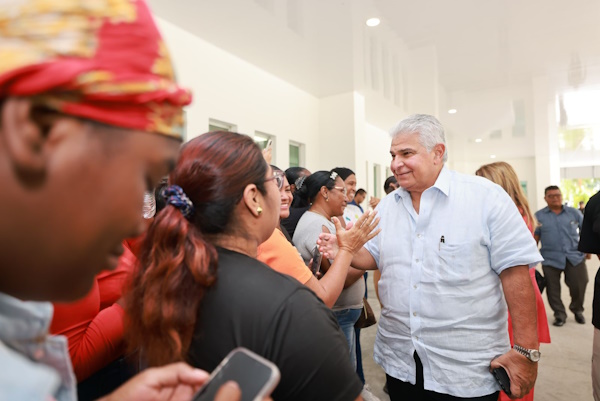 COLÓN PRESIDENTE MULINO 8