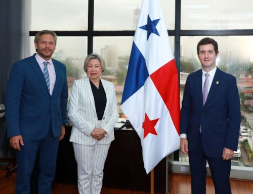 Panamá y República Dominicana exploran oportunidades de comercio y cooperación mutua