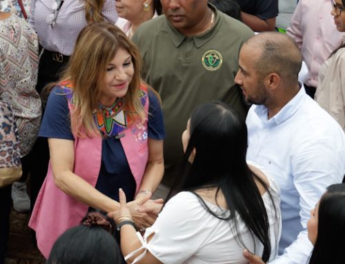 Continúa gira de “Amor Sobre Ruedas”, por mes de la Cinta Rosada y Celeste, incluye Feria Integral del Adulto Mayor