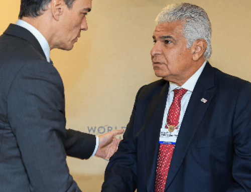 Presidente Mulino recibe respaldo de España en Davos