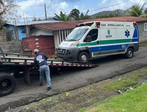 Región de salud de Colón, manda a reparar ambulancia de Centro de Salud de Nombre de Dios