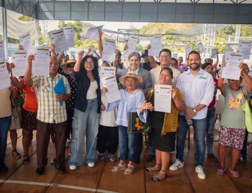 ANATI entrega títulos de propiedad en San Miguelito beneficiando a más de 400 personas