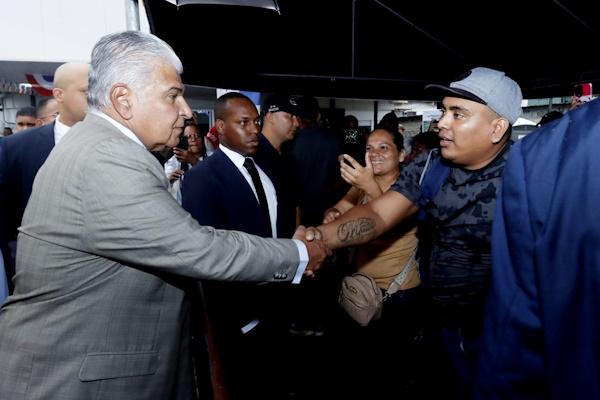 PRESIDENTE MULINO EN FERIA DEL IMA 4