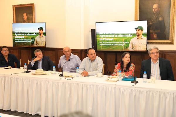 GOBIERNO CREARÁ CENTRO 7