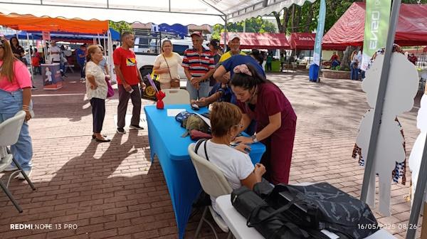 MINSA FERIA SALUD 6