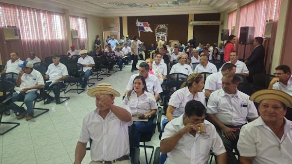 PRESIDENCIA Y CONADES 4