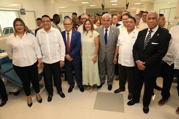 PRESIDENTE MULINO INAUGURACIÓN COLÓN 5