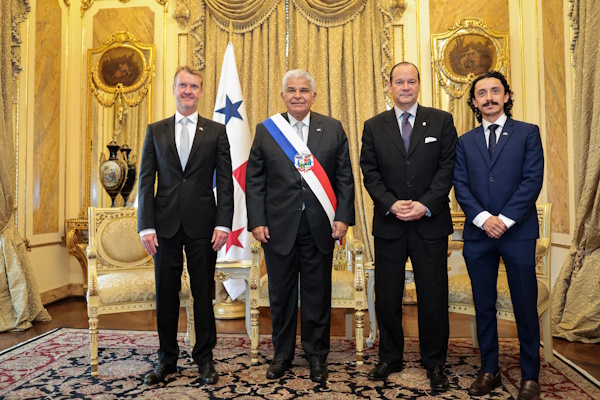 EMBAJADORES EN PRESIDENCIA DINAMARCA 4
