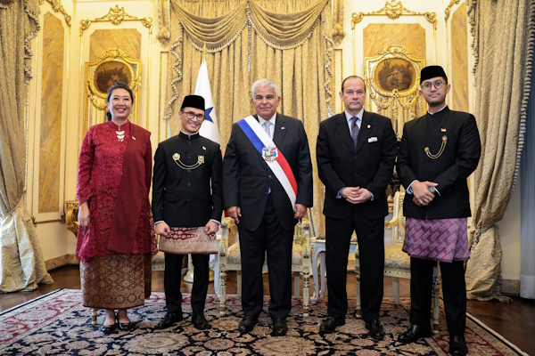 EMBAJADORES EN PRESIDENCIA INDONESIA 7