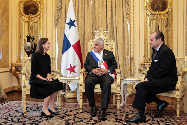 EMBAJADORES EN PRESIDENCIA SUIZA 5