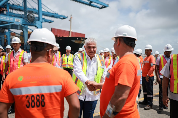 PRESIDENTE EN MANZANILLO 7