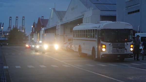 EXPULSAN MIGRACIÓN 3