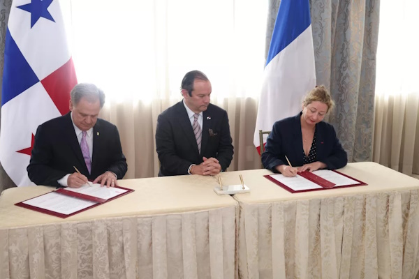Panamá y Francia firman declaración de intención