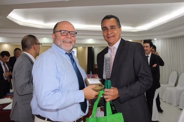d2e5cb20-8779-4903-8d5a-9a57b08912fd.jpg