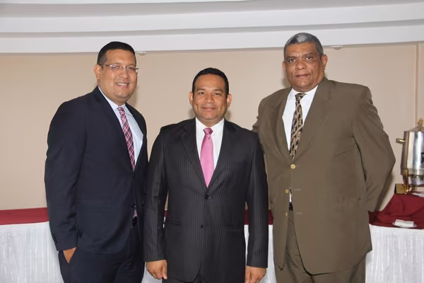 dc33ccbd-9cd7-4397-b1b0-652646c2a3bb.jpg