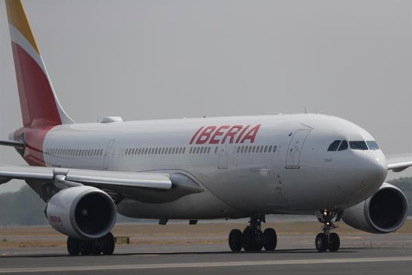 Iberia retoma varios destinos a América Latina