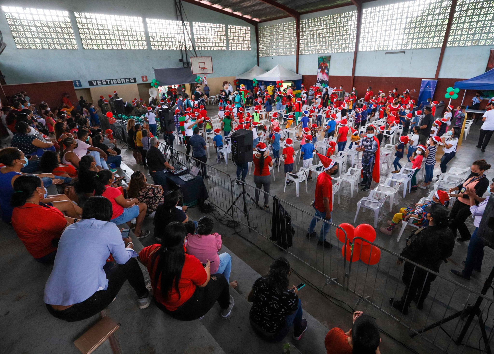 navidad-ilusion-despacho-primera-dama-image1