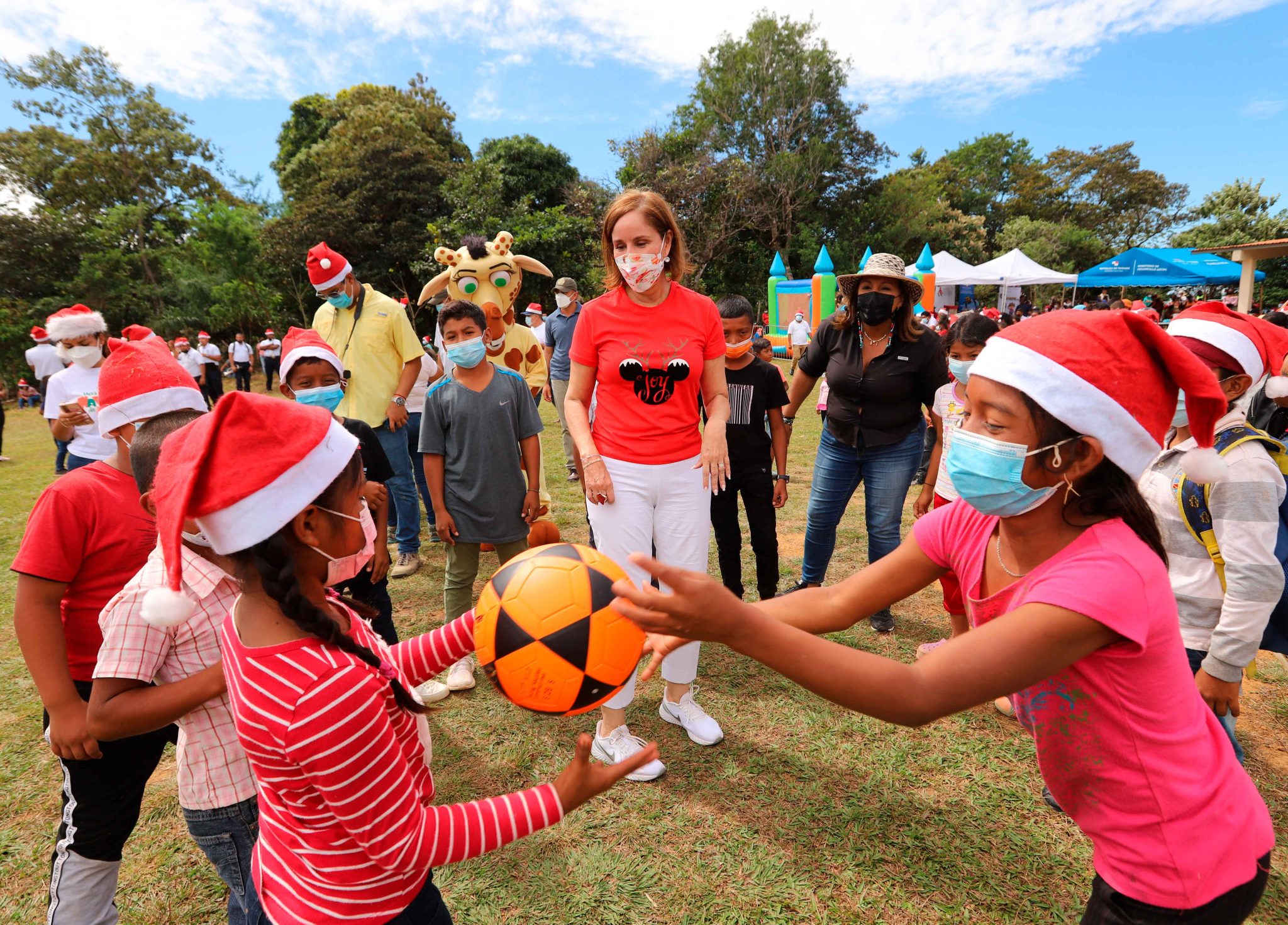 navidad-ilusion-despacho-primera-dama-image3