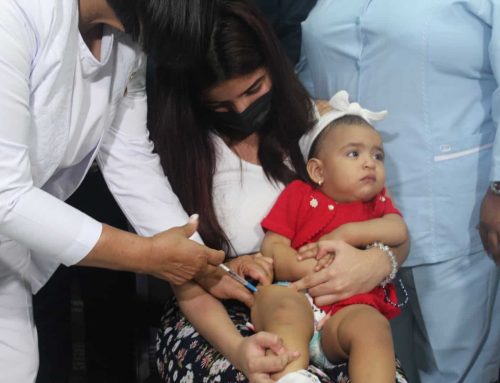 Inicia jornada de vacunación con las vacunas Hexavalente e Influenza en todo el país