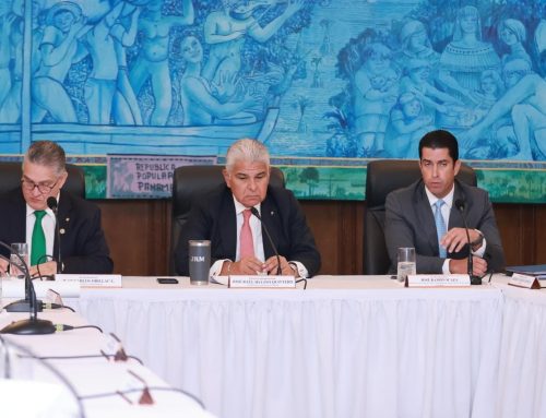 El presidente José Raúl Mulino se reúne con la Junta Directiva de la Autoridad del Canal de Panamá para discutir la sostenibilidad del Canal