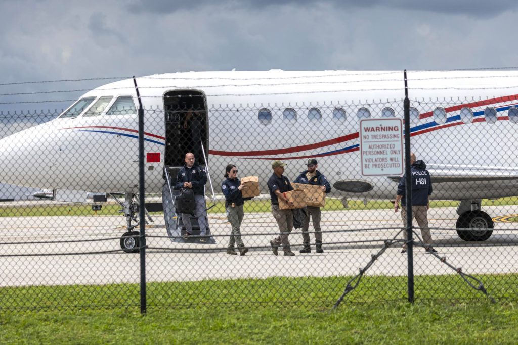 EE.UU. incauta avión de Nicolás Maduro en República Dominicana por violación de sanciones