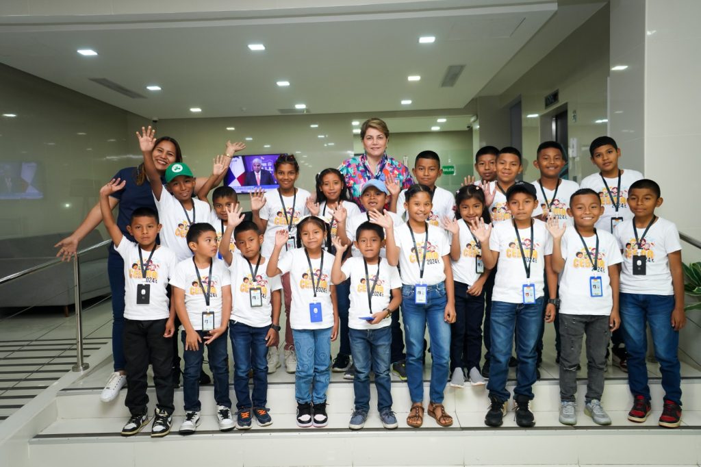 Estudiantes del Centro Educativo San Miguel Arriba visitaron SERTV