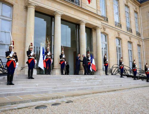 El presidente de la República de Panamá, José Raúl Mulino, fue recibido por el presidente de la República Francesa, Emmanuel Macron, el 21 de octubre de 2024, en el Palacio del Elíseo