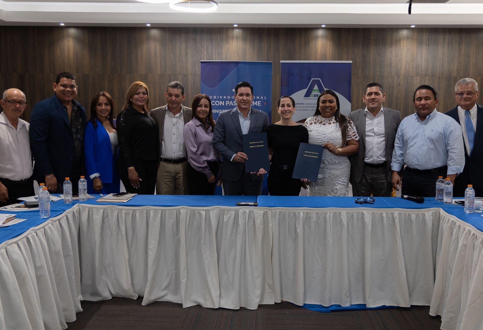 Ministerio de Cultura de Panamá firma convenio de cooperación cultural con asociaciones de municipios y alcaldes