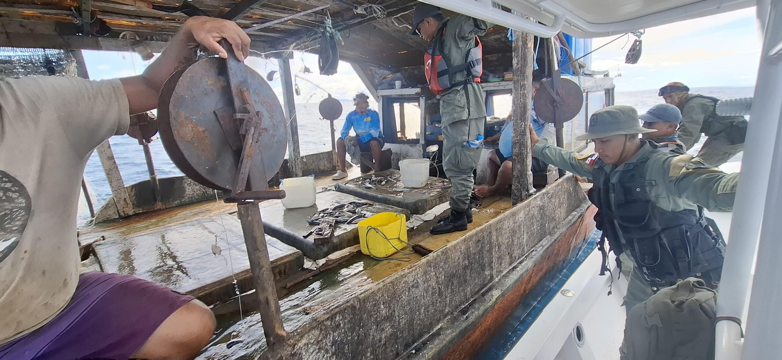 Panamá: Detienen embarcación ilegal en Coiba.
