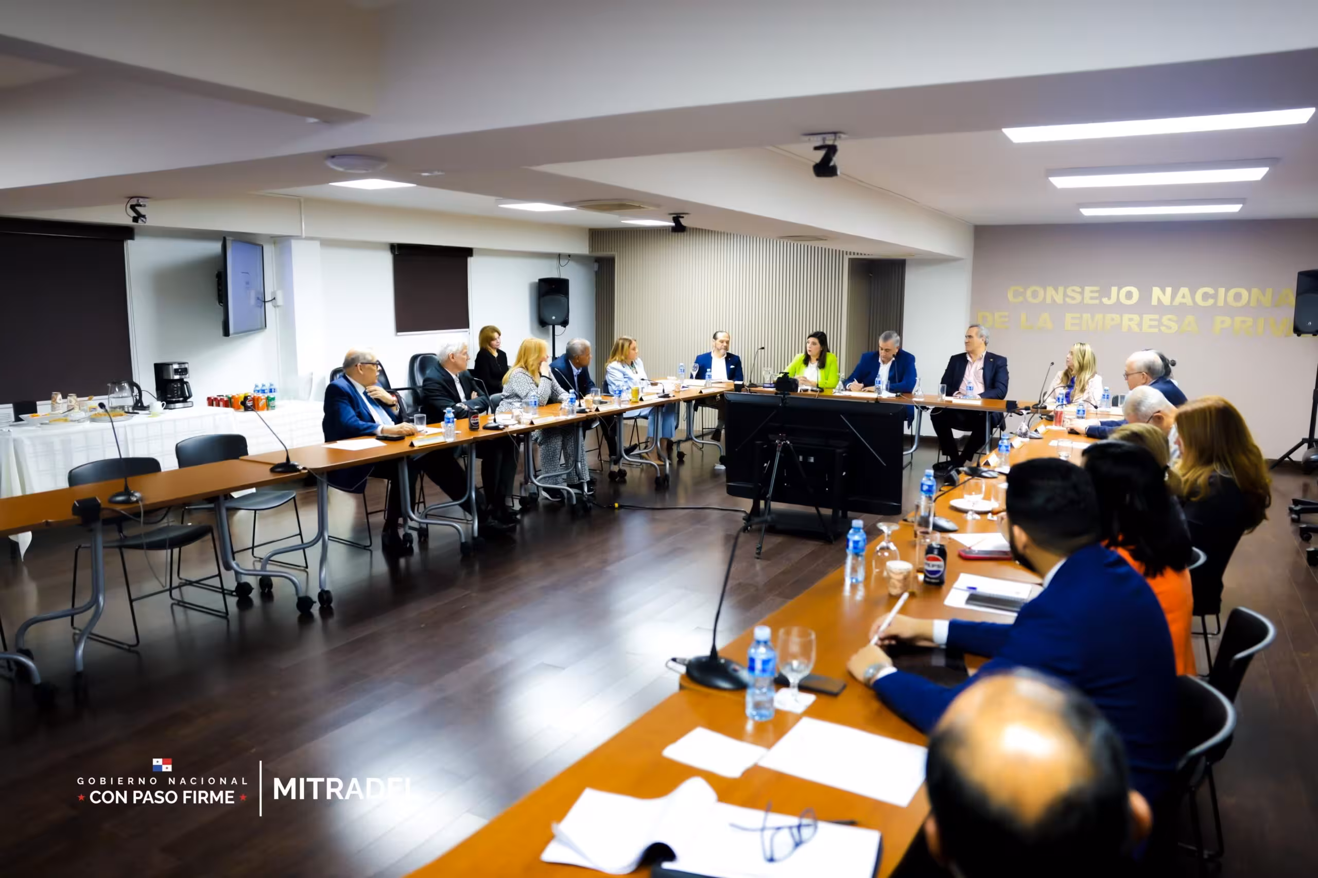 MITRADEL y CONEP trabajan por empleo pleno en Panamá
