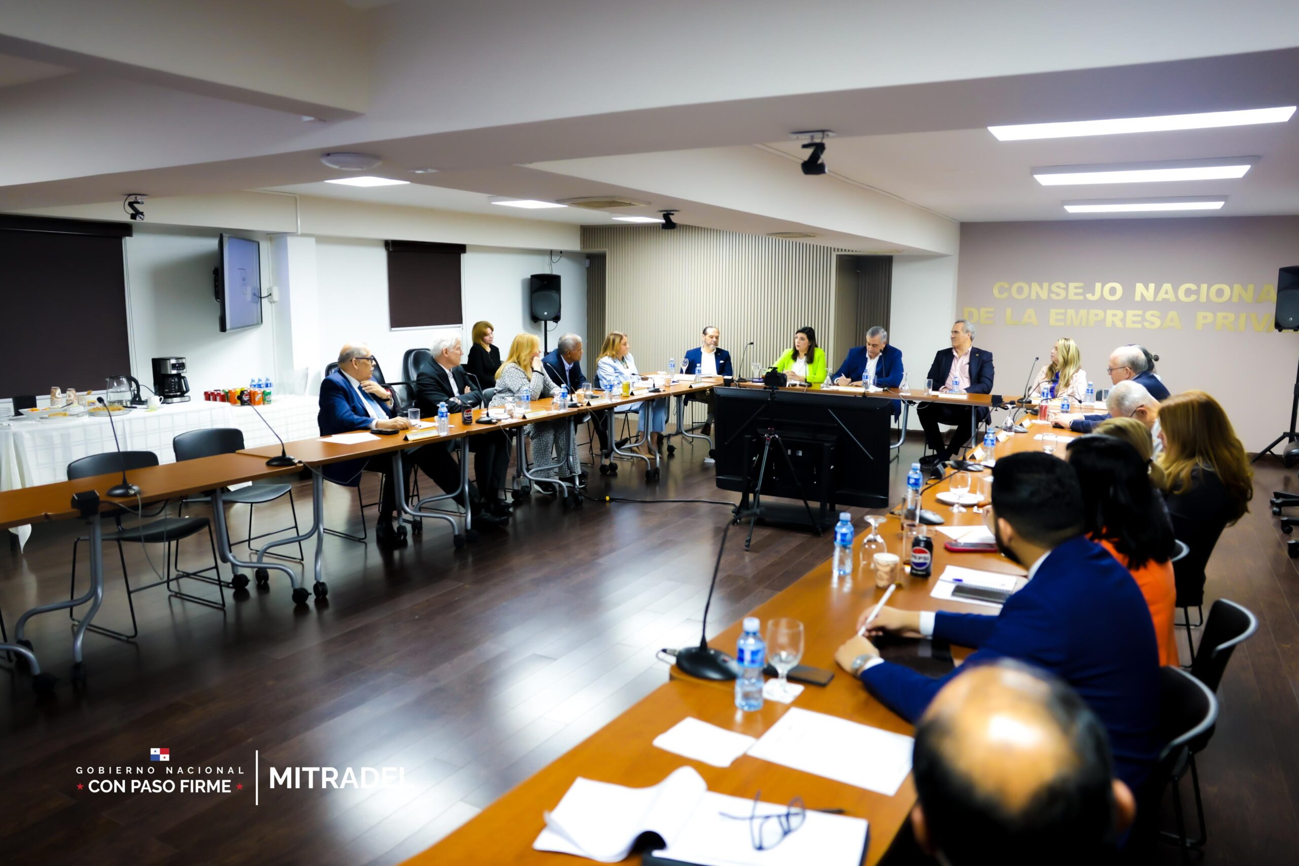 MITRADEL y CONEP trabajan por empleo pleno en Panamá