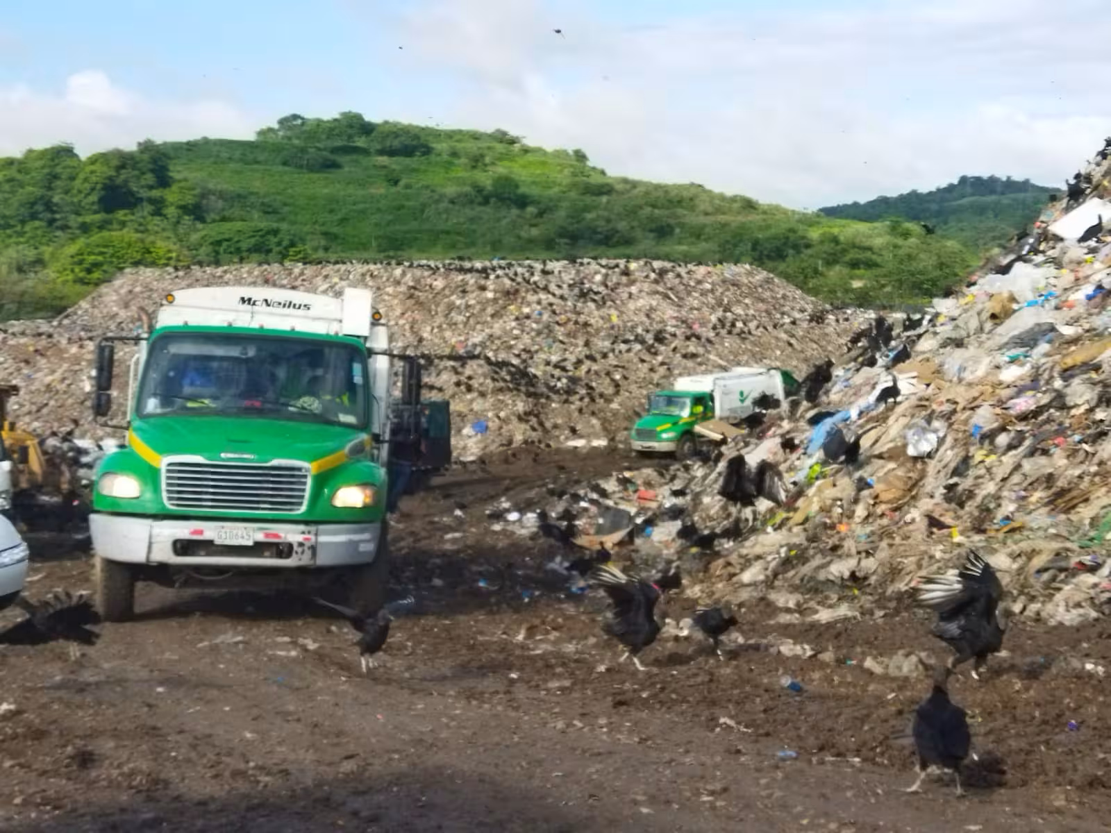 CERRO PATACÓN AAUD detalla trabajos y mejoras en relleno sanitario Cerro Patacón.