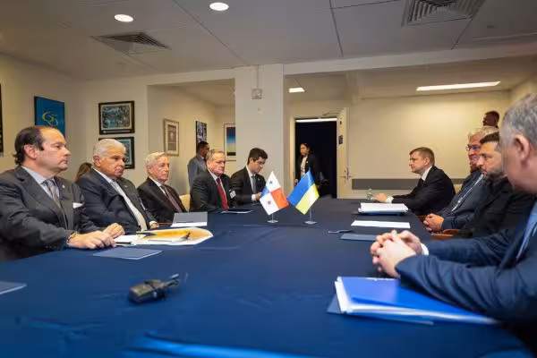 Panamá apoya fin del conflicto en Ucrania y resolución ONU.
