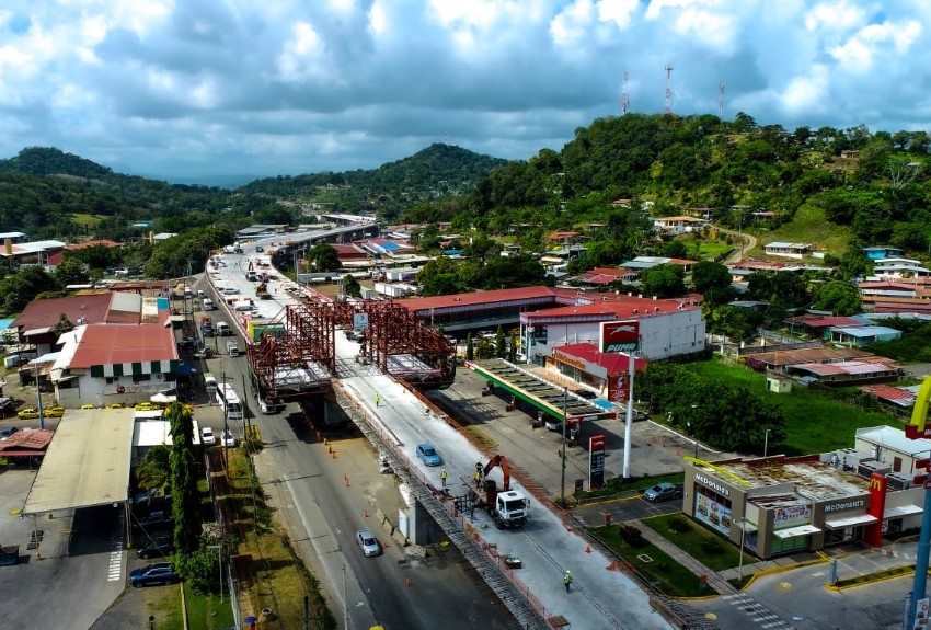 Corredor de las playas declarada obra de interés público.