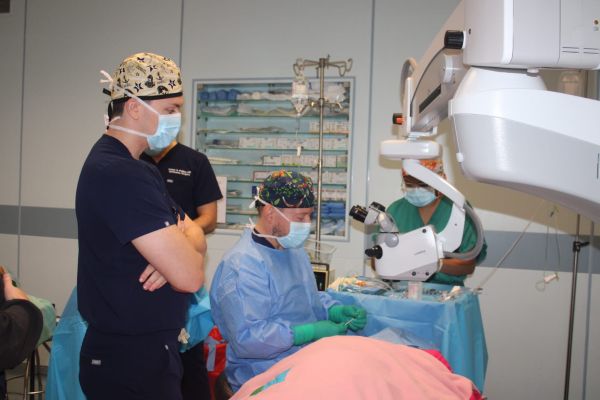 Visión restaurada en Panamá gracias a cirugías solidarias.