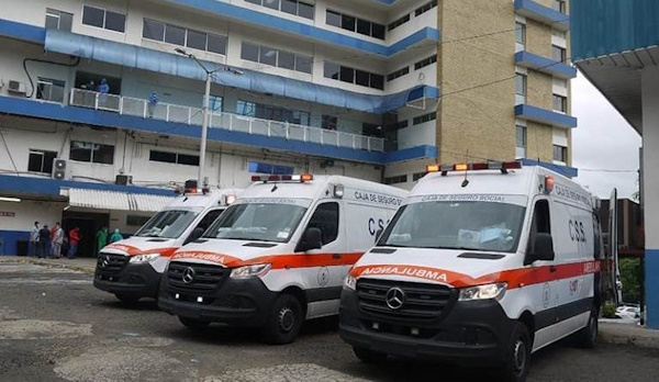 Para garantizar una atención médica oportuna a la población asegurada en fiestas patrias, la Caja de Seguro Social de Panamá, ha reforzado los servicios de urgencias en 34 instalaciones de salud, que incluyen 15 hospitales y 19 policlínicas.